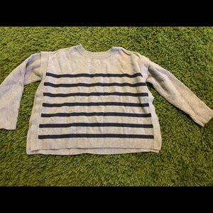 GAP Sweater with side slits